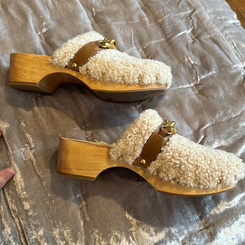 Tory Burch clogs - Picture 3 of 6